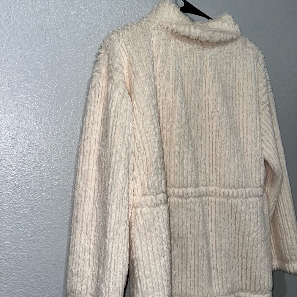 Women's Cupio Sweater S/P Off White cream fuzzy mock turtleneck winter warm - Picture 3 of 9